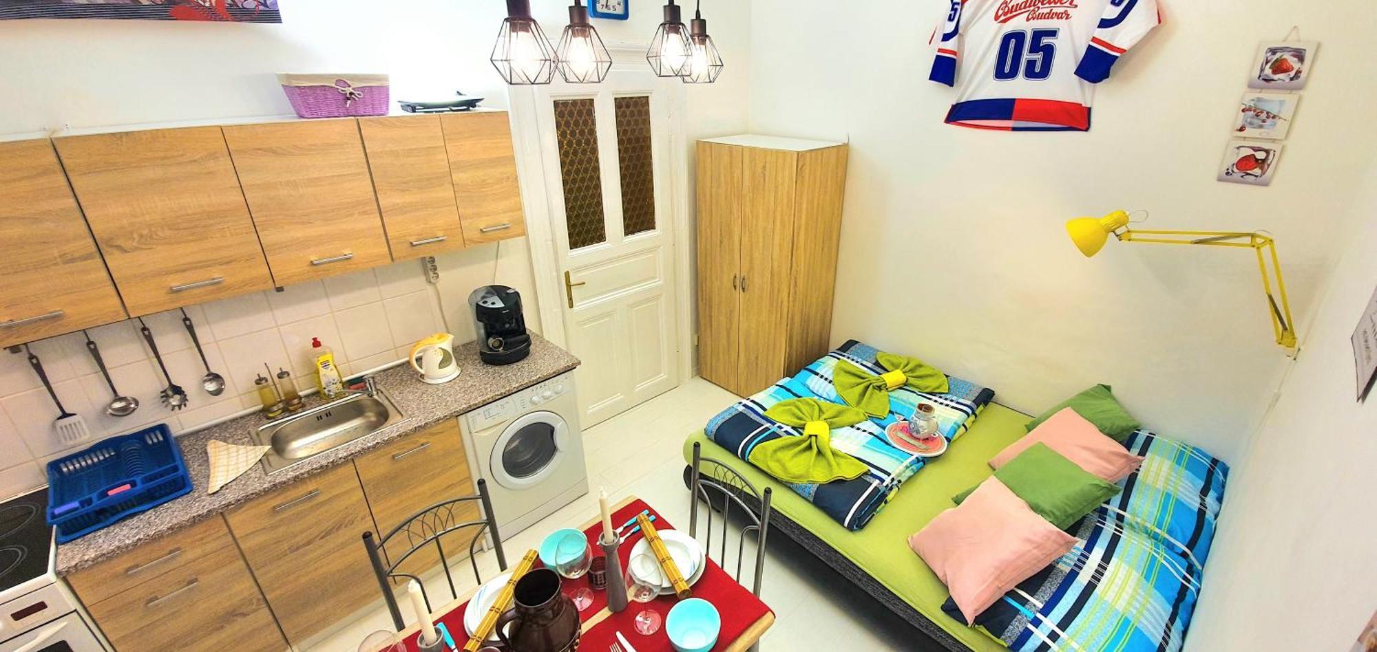 Apartment In The Center Of Прага Экстерьер фото